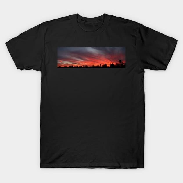 Sunset at Garah panorama T-Shirt by Michaelm43